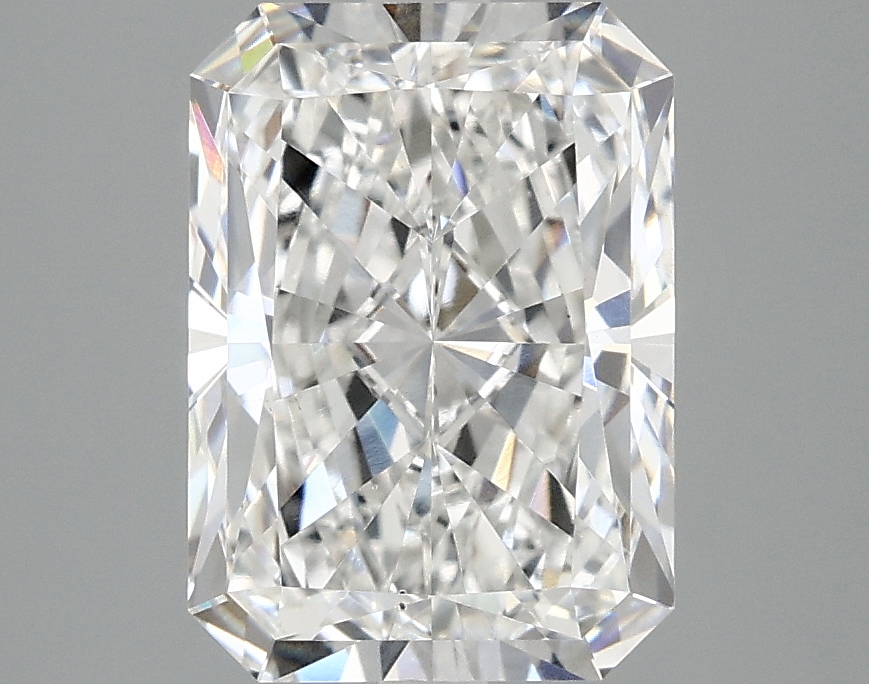 3.05 CT Radiant Diamond