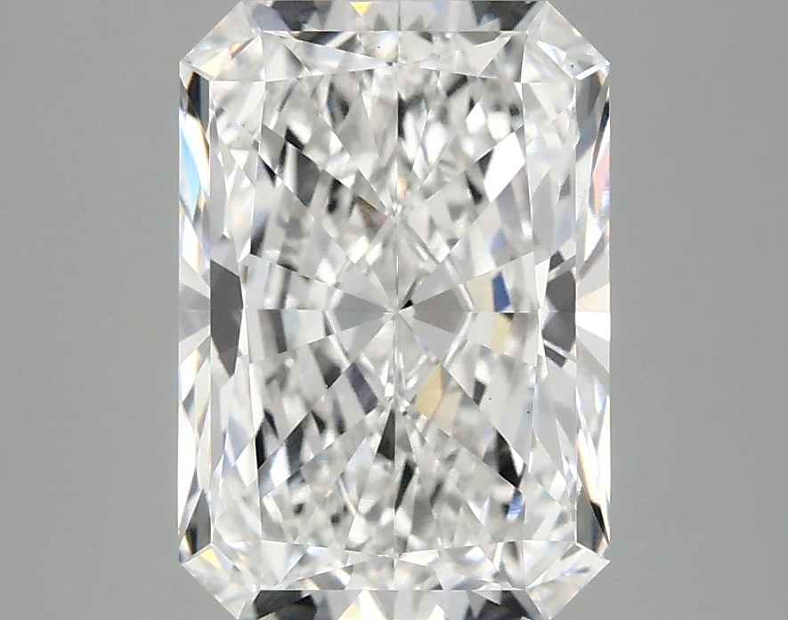 3.10 CT Radiant Diamond