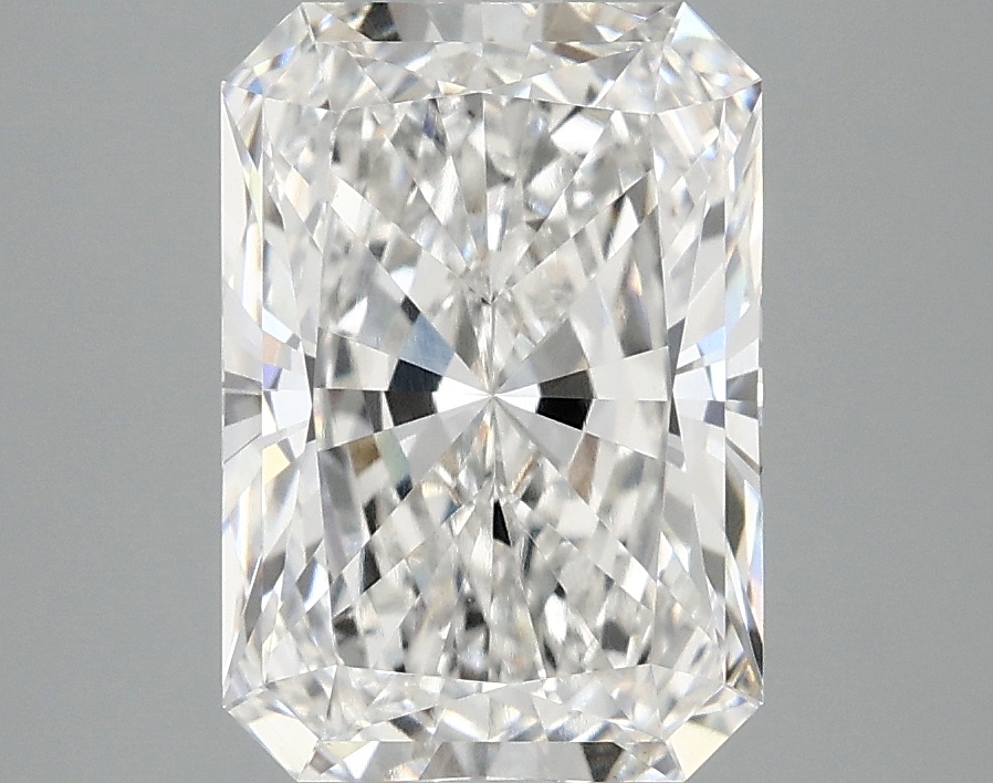 3.10 CT Radiant Diamond