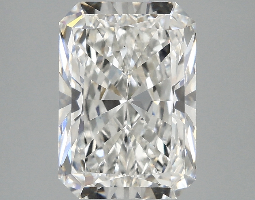 3.10 CT Radiant Diamond