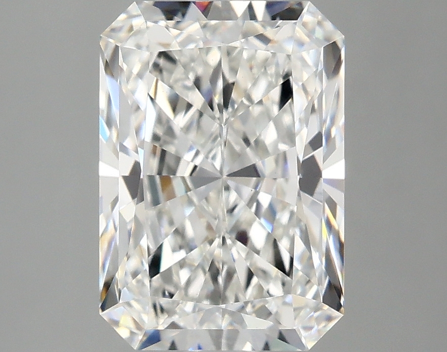 3.10 CT Radiant Diamond