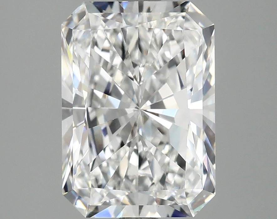 3.10 CT Radiant Diamond