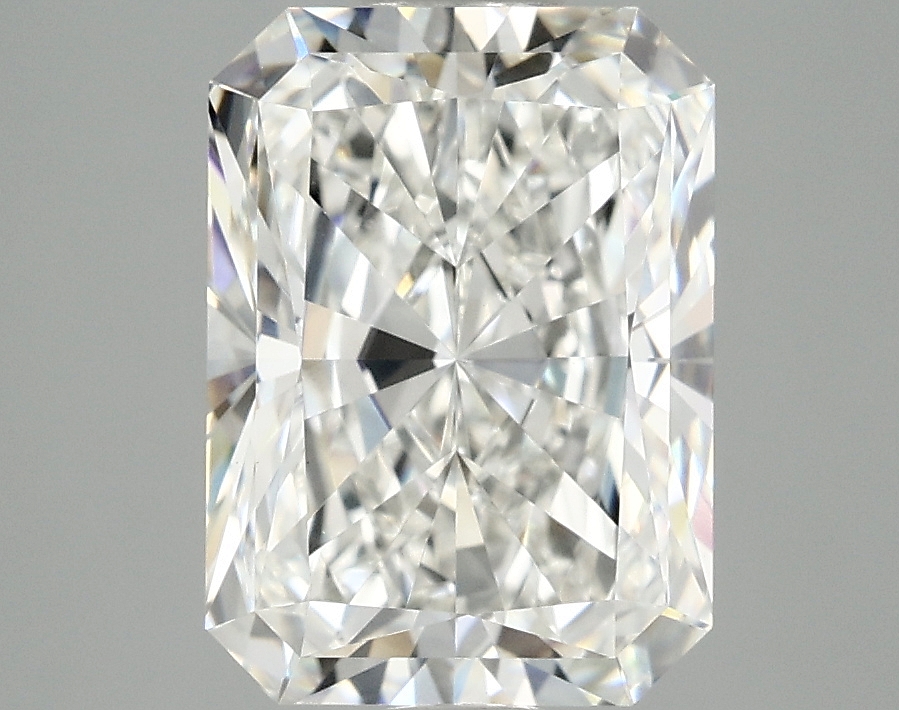 3.10 CT Radiant Diamond