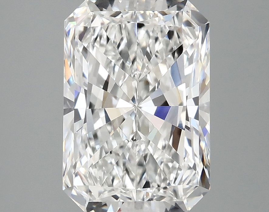 3.10 CT Radiant Diamond