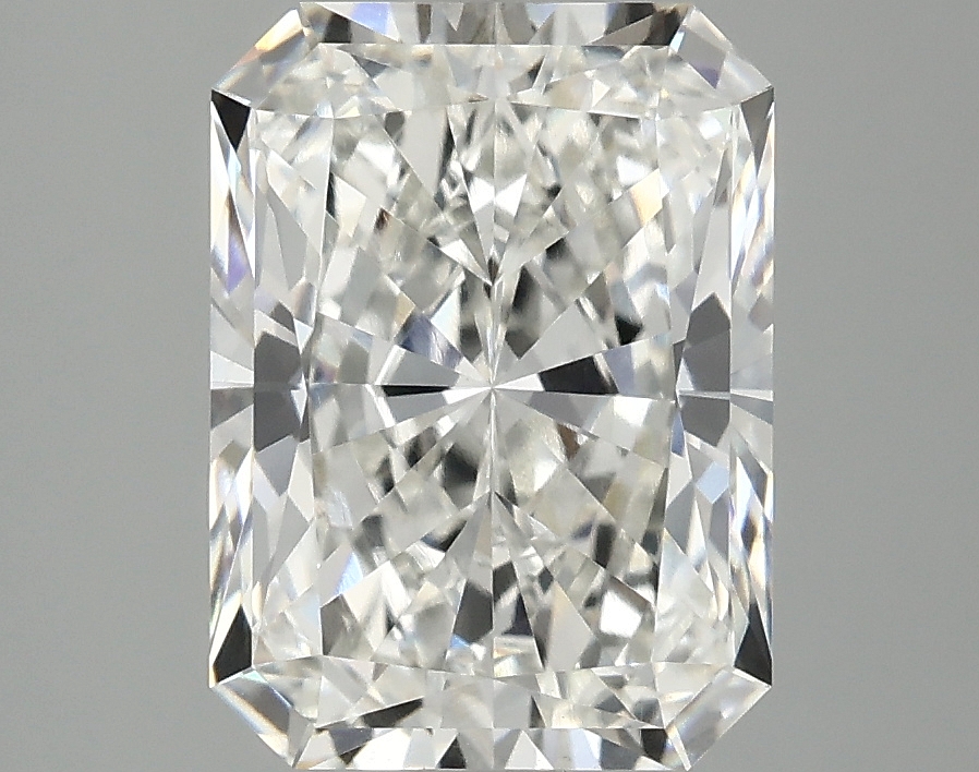 3.09 CT Radiant Diamond