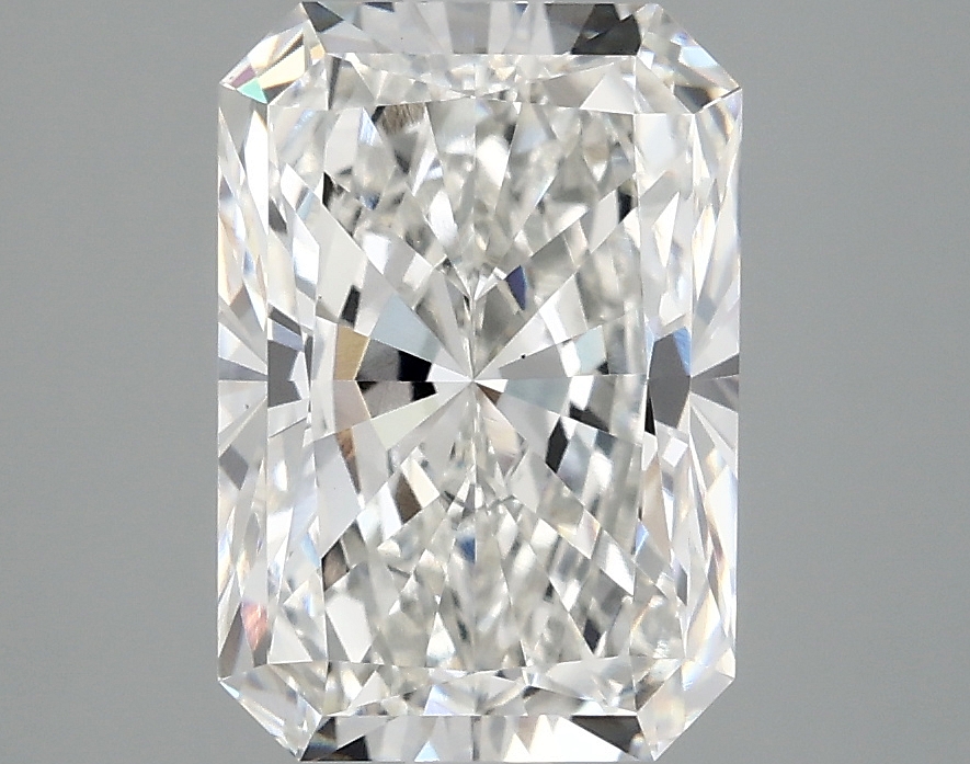 3.10 CT Radiant Diamond