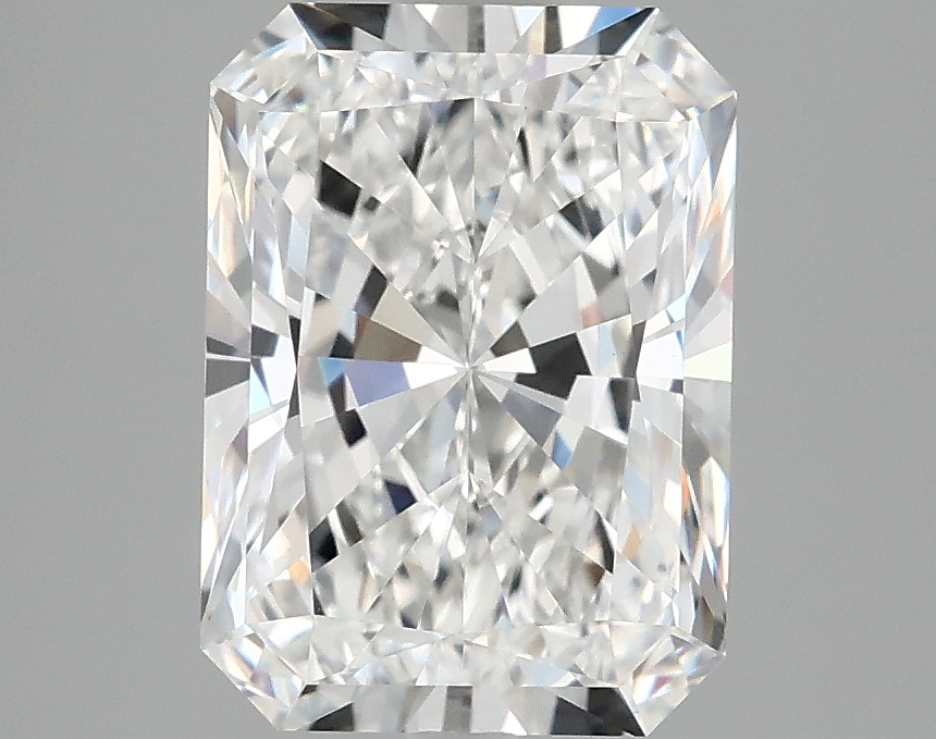 3.09 CT Radiant Diamond