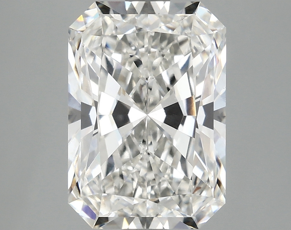3.10 CT Radiant Diamond