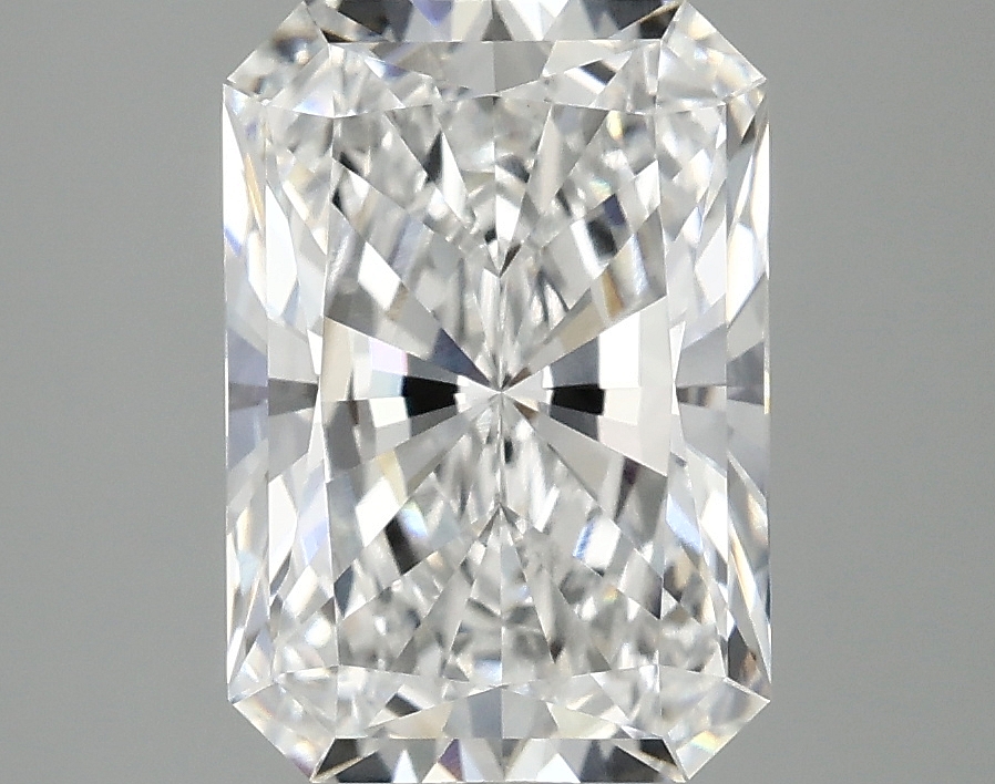 3.09 CT Radiant Diamond