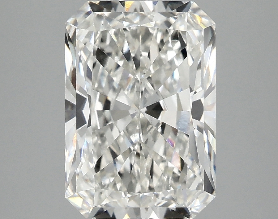 3.10 CT Radiant Diamond