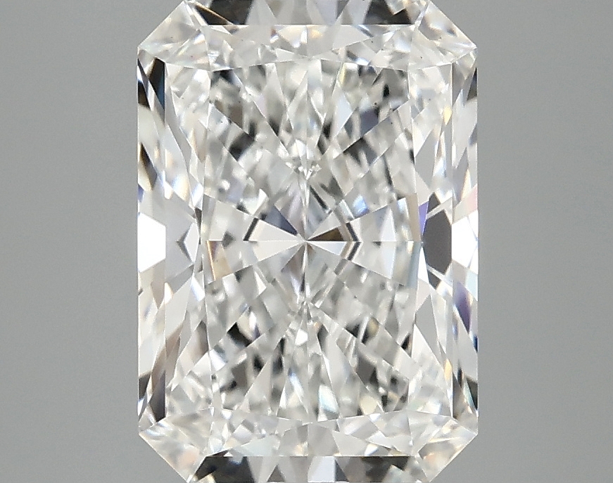 3.09 CT Radiant Diamond