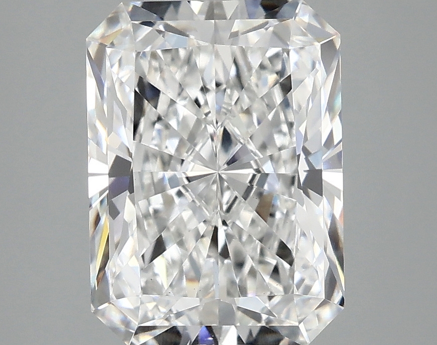 3.10 CT Radiant Diamond