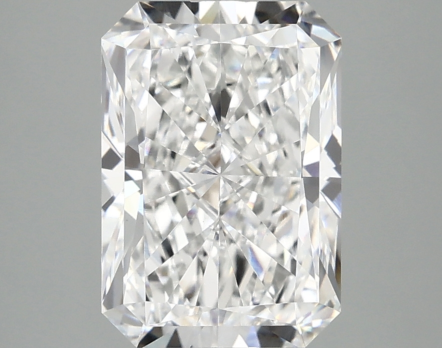 3.10 CT Radiant Diamond