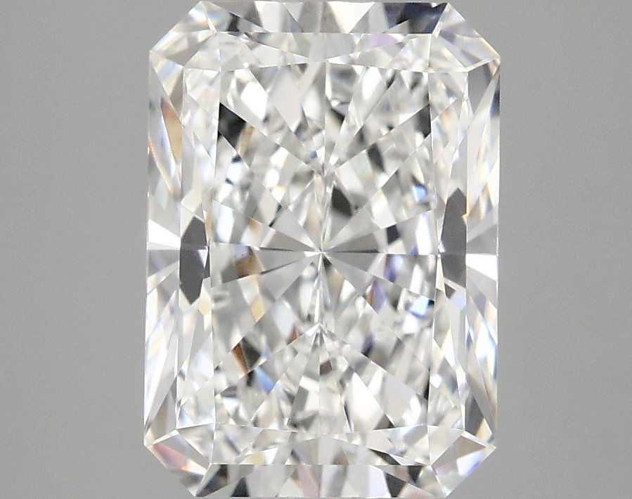 3.10 CT Radiant Diamond