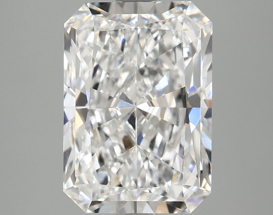 3.09 CT Radiant Diamond