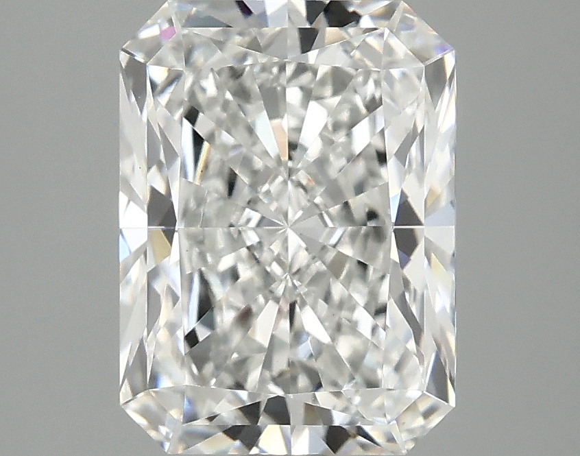 3.10 CT Radiant Diamond