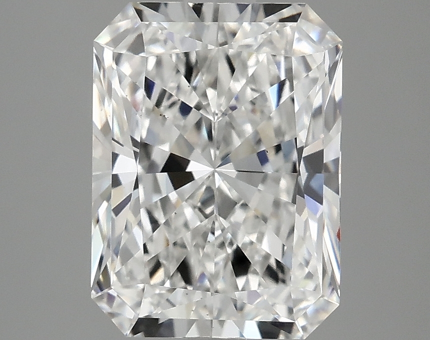 3.10 CT Radiant Diamond