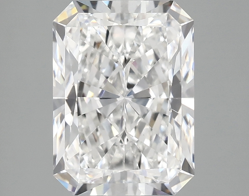 3.09 CT Radiant Diamond