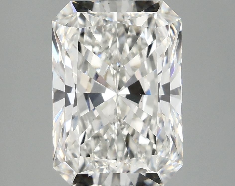3.10 CT Radiant Diamond