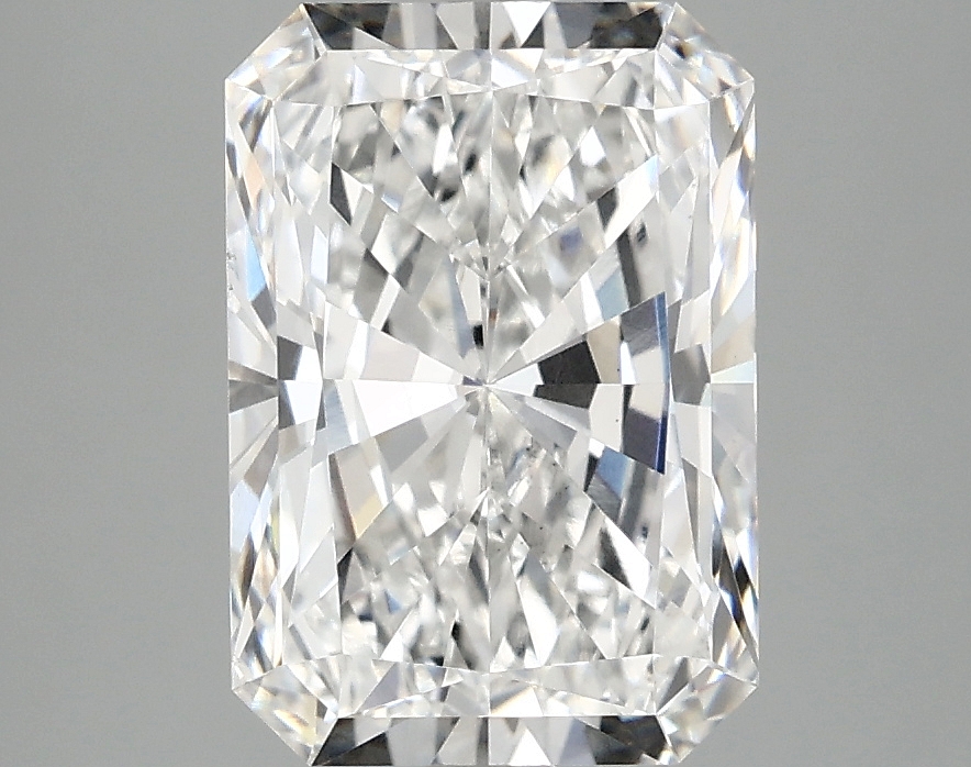 3.05 CT Radiant Diamond