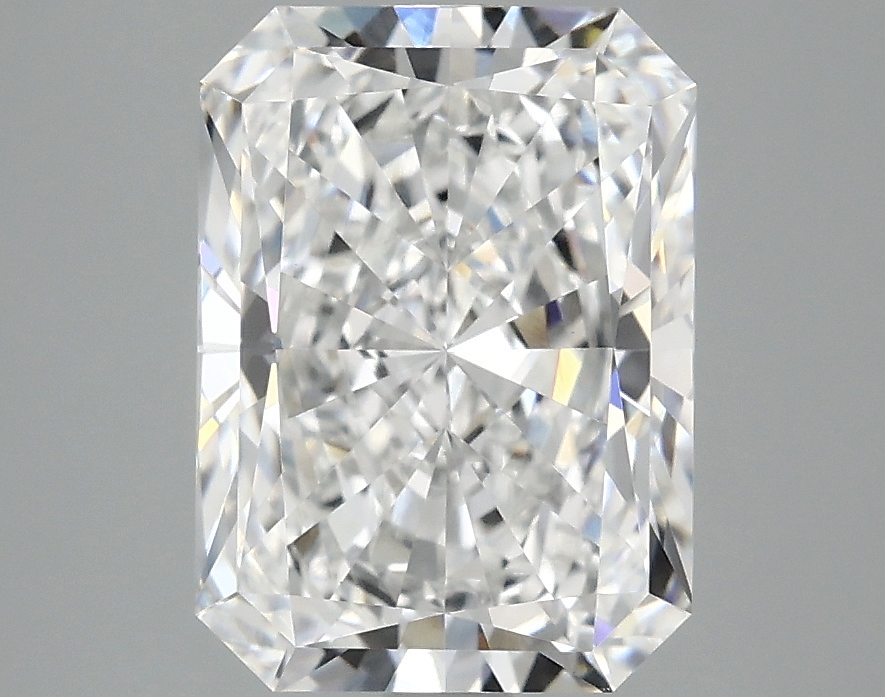 3.10 CT Radiant Diamond