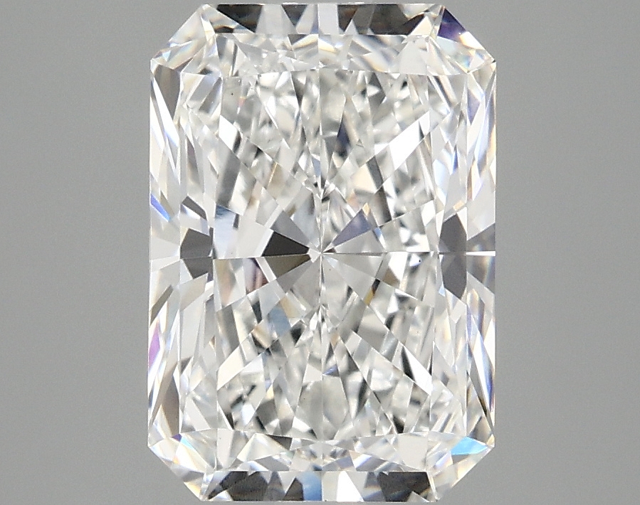 3.10 CT Radiant Diamond