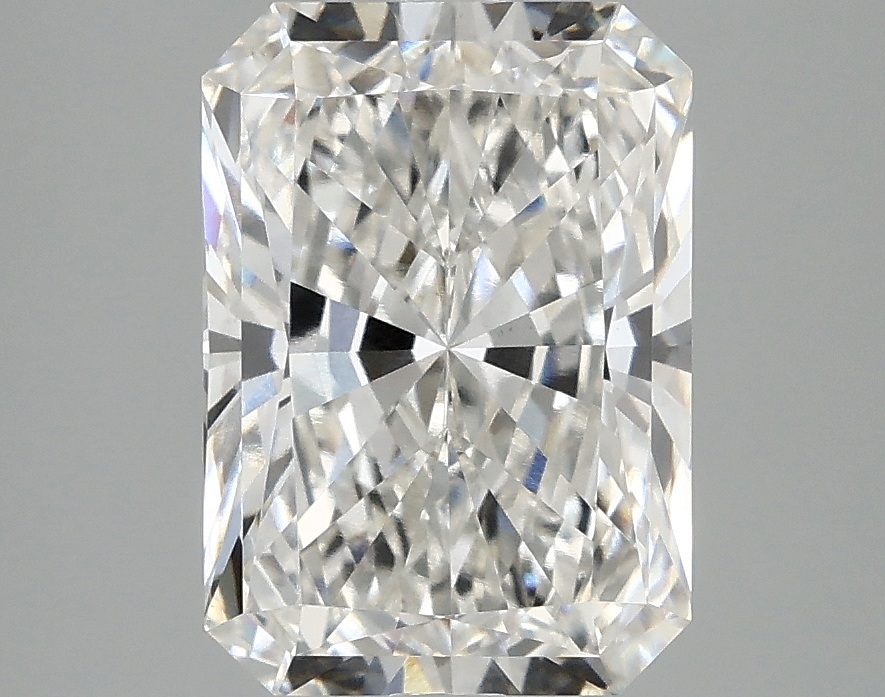 3.09 CT Radiant Diamond