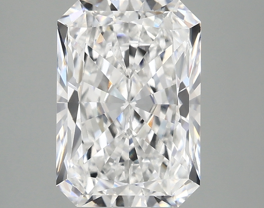 3.10 CT Radiant Diamond