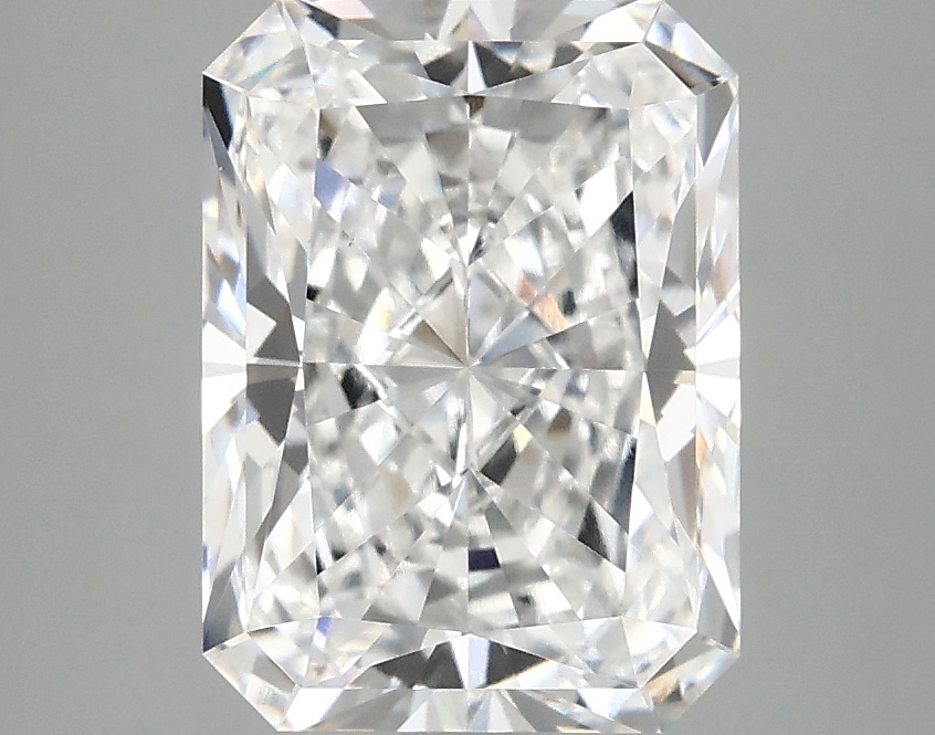 3.09 CT Radiant Diamond