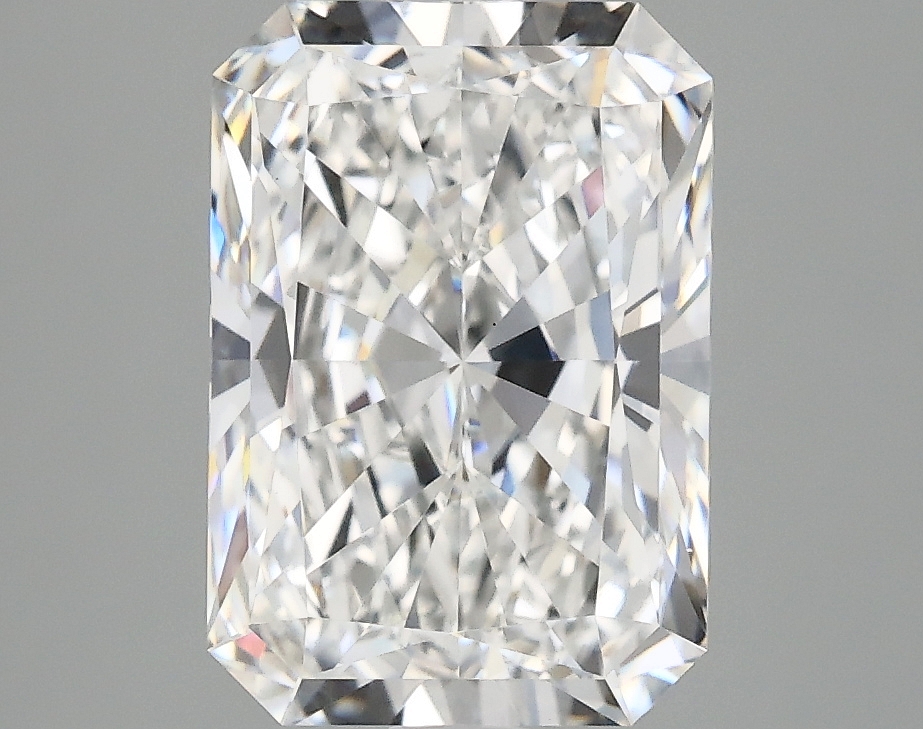 3.10 CT Radiant Diamond