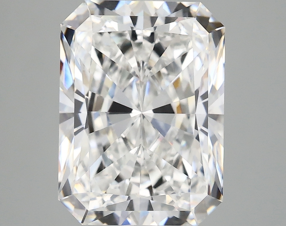 4.10 CT Radiant Diamond