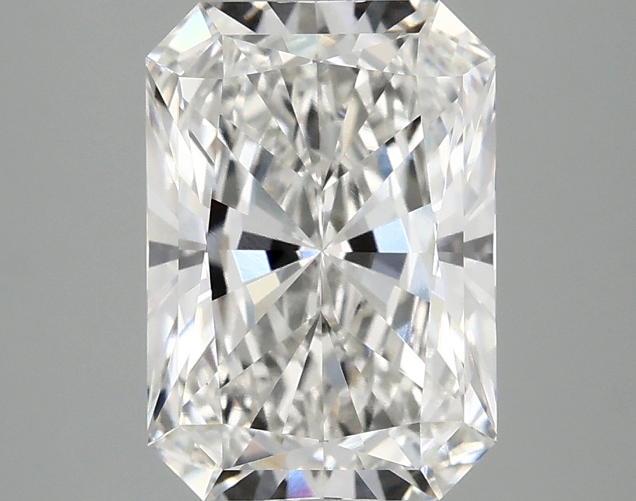 3.10 CT Radiant Diamond