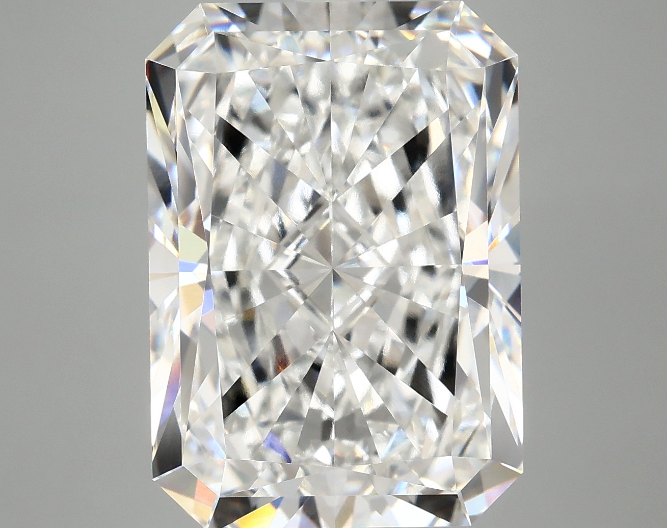 10.95 CT Radiant Diamond