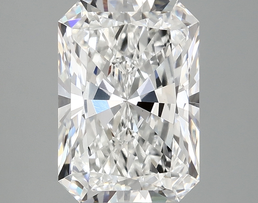 3.10 CT Radiant Diamond