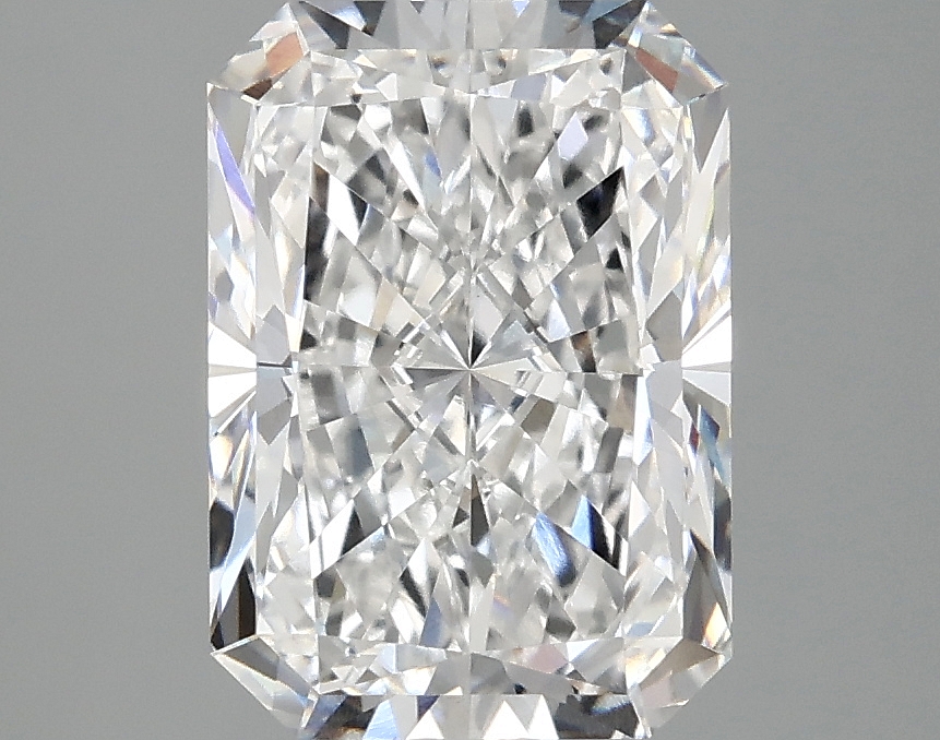 3.10 CT Radiant Diamond