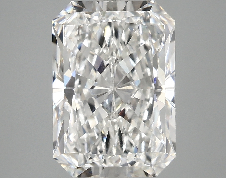 3.10 CT Radiant Diamond