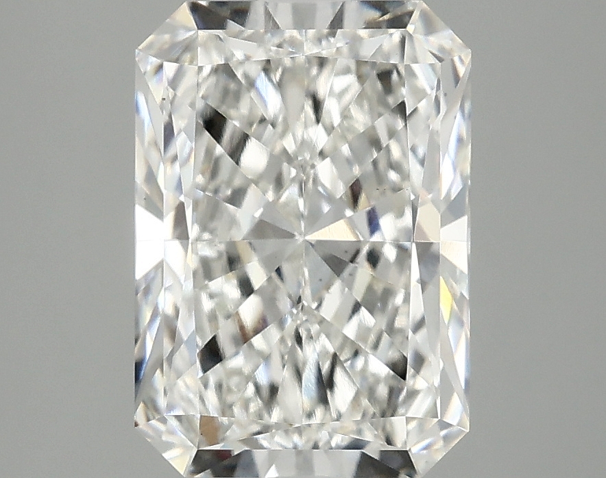 3.10 CT Radiant Diamond