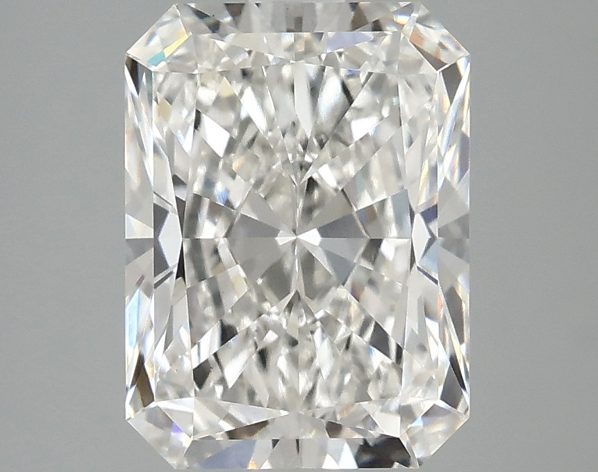 3.10 CT Radiant Diamond