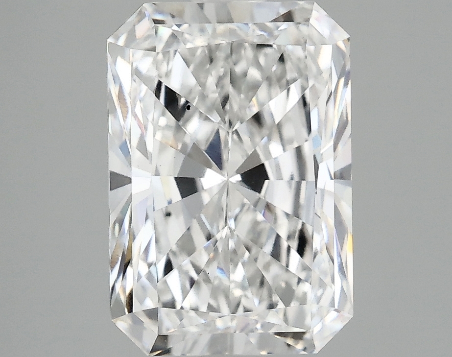 3.02 CT Radiant Diamond