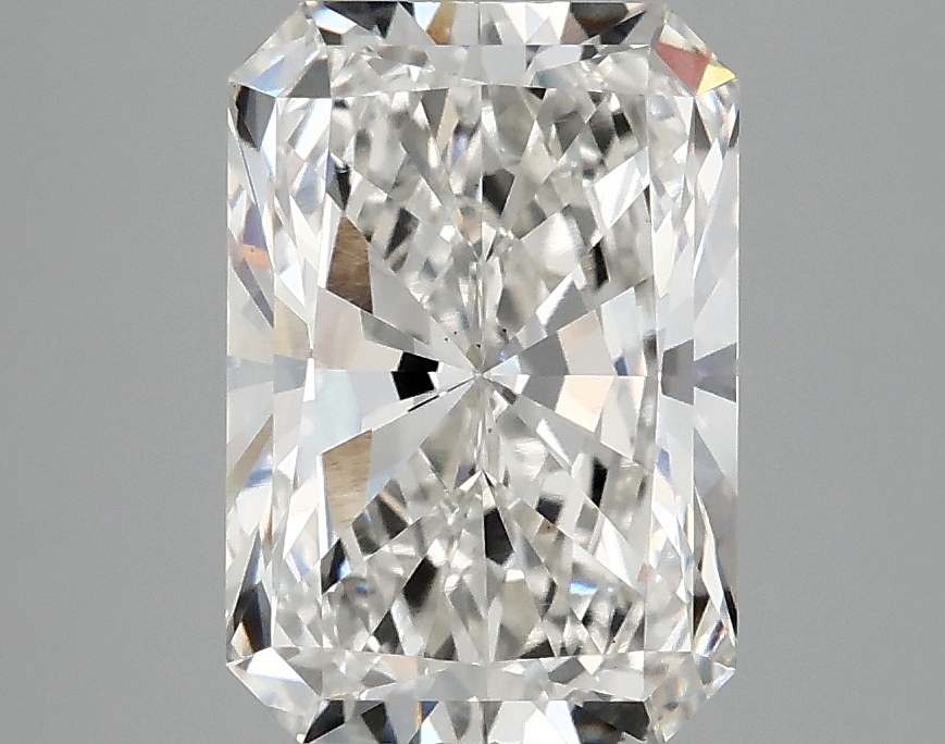 3.10 CT Radiant Diamond