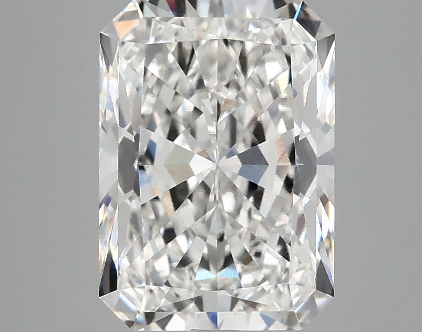 3.10 CT Radiant Diamond
