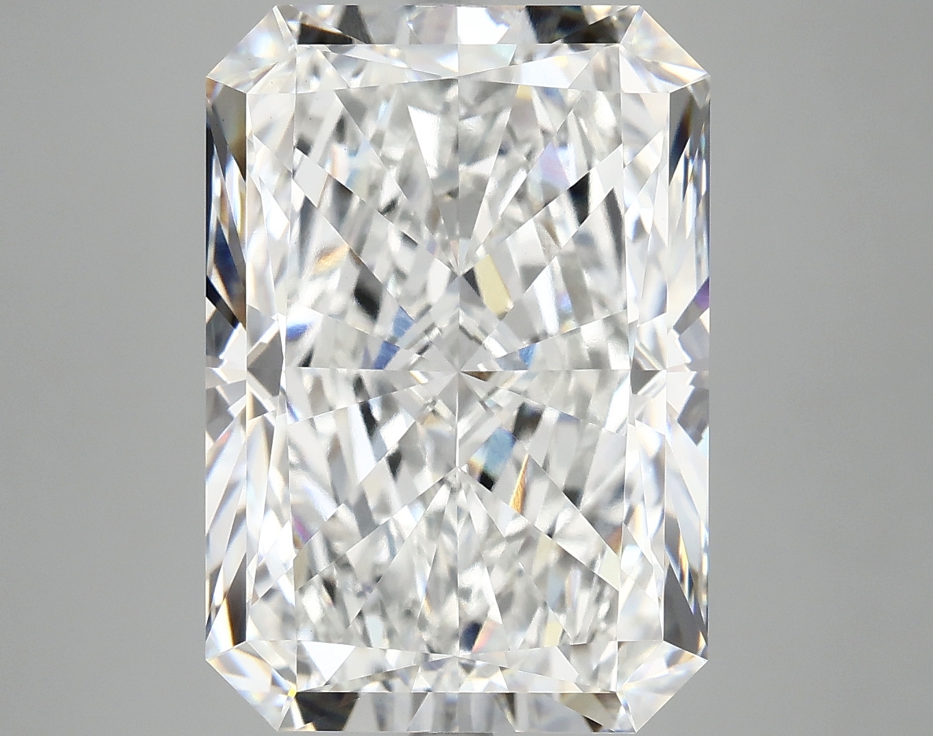 10.95 CT Radiant Diamond