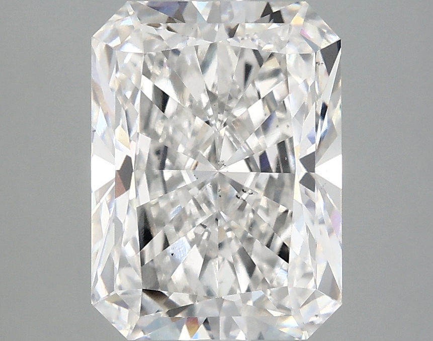 3.10 CT Radiant Diamond