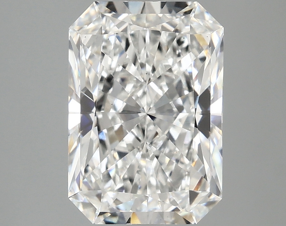3.10 CT Radiant Diamond