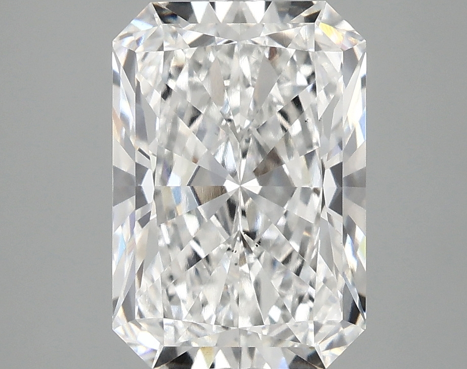 3.10 CT Radiant Diamond