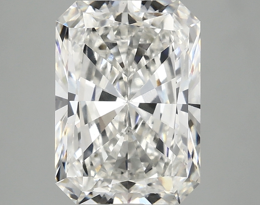 3.10 CT Radiant Diamond
