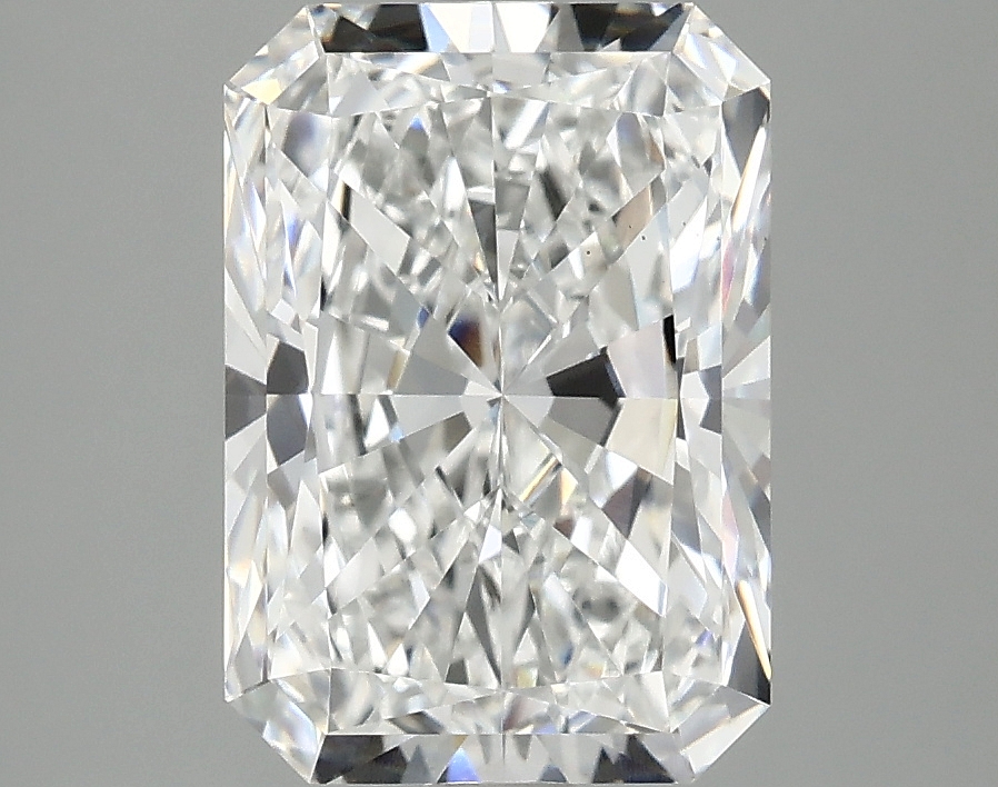 3.10 CT Radiant Diamond