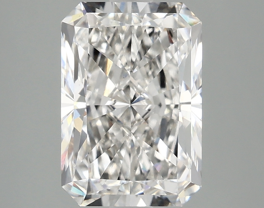 3.08 CT Radiant Diamond