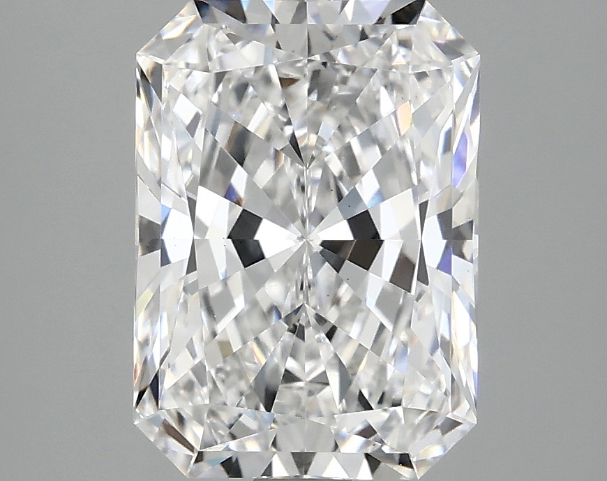 3.10 CT Radiant Diamond