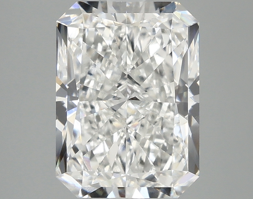3.10 CT Radiant Diamond